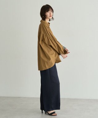 YECCA VECCA ドロストデザインギャザーシャツ Camel