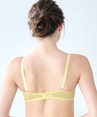 BRADELIS New York 【BRADELIS New York】ナオミステップ2ブラ23S2 バストを寄せて丸い女性らしい谷間をつくる補正ブラ イエロー