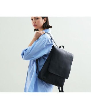 genten ミネルヴァ　フラップリュック クロ