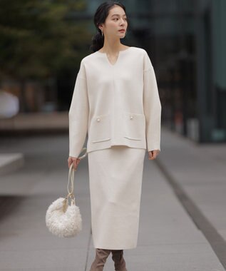 組曲 S 【加藤ローサさん着用】スムースストレッチニットアップ アイボリー系