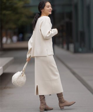 組曲 S 【加藤ローサさん着用】スムースストレッチニットアップ アイボリー系