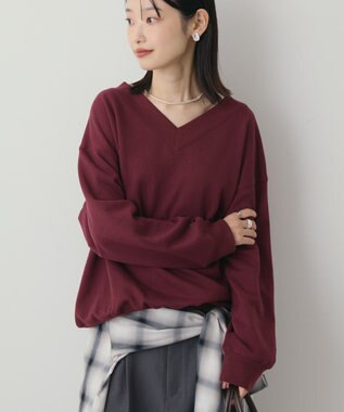 AMERICAN HOLIC Vネックワンポイントロゴスウェットプルオーバー