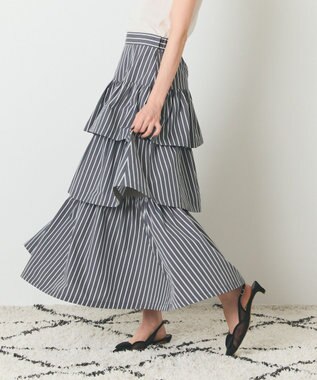 GRACE CONTINENTAL ストライプラッフルスカート ブラック