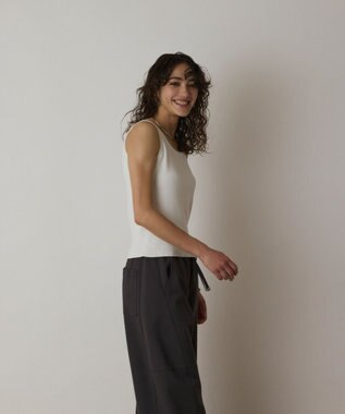 GRACE CONTINENTAL Uネックリブニットトップ ホワイト