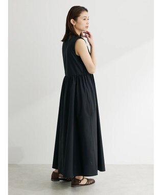 Green Parks ・Ｄｏｕｂｌｅ　Ｆｌａｇｓ　シャーリングノースリワンピ Black