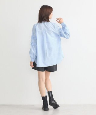 earth music&ecology レギュラーカラーフリルシャツ Light Blue