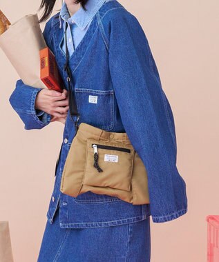 AMERICAN HOLIC 【PENNEY'S】ナイロンサコッシュ Beige
