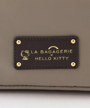 LA BAGAGERIE 【LA BAGAGERIE×HELLO KITTY】リボンチャーム付き　デイリートート　Sサイズ グレージュ