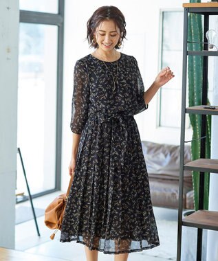 Antia 洗える 程良い透け感の総柄シフォンワンピース Tiaclasse ファッション通販 公式通販 オンワード クローゼット Antia 洗える 程良い透け感の総柄シフォンワンピース Tiaclasse ファッション通販 公式通販 オンワード クローゼット