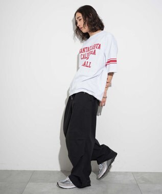 WEGO 【ユニセックス着用ITEM/手洗い可/MLサイズ】フットボールBIG　T（S） ライトグレー