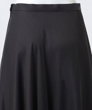 23区 【エステータ】ドレープサテン フレアスカート ブラック系