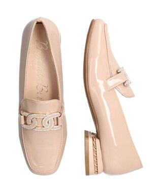 Bridget Birkin 【Bridget Birkin】パールヒールビジューバックルローファー ベージュエナメル