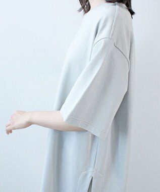 WHITE MAILS HIGH GAUGE URAKE HAIF SLEEVE SIDE SLIT ロングワンピース ライトグレー