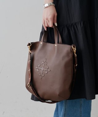 russet スリム2WAYトートバッグ <エンボスモノグラム>(CE-1611) D.Brown