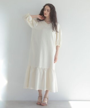 Green Parks ■ＥＳＣＡＲ　エンボスＶネックワンピース Ivory