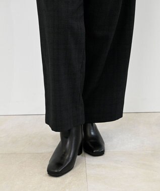 Pointer 【石岡真実さん着用】本革ショートブーツ ブラック