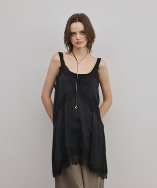 GRACE CONTINENTAL サテンレースキャミ