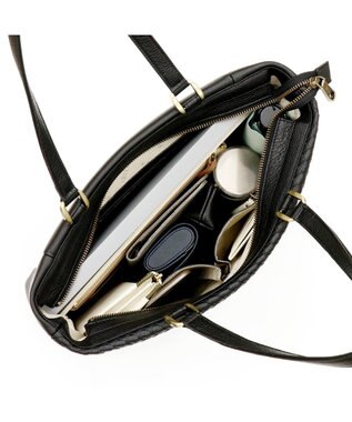 IBIZA マノ　セミショルダーバッグ 黒