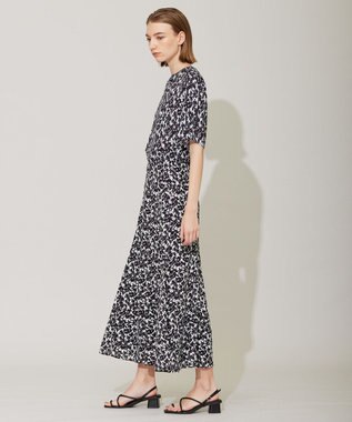 ICB 【洗える】シルエットフラワープリント マーメイドスカート ブラックベース柄