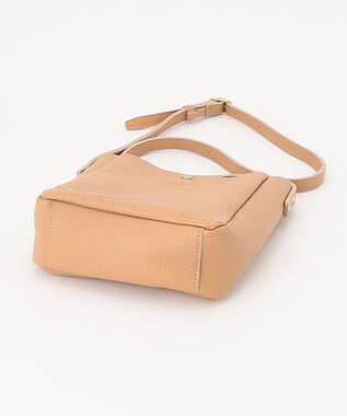 UNBILLION 【テレビ ドラマ着用アイテム】Otias シュリンクレザーショルダ－バッグ ベージュ