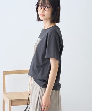 AMERICAN HOLIC フォト&レタリングプリントTシャツ Charcoal Gray