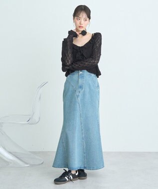 earth music&ecology エスカルゴマーメイドデニムスカート Light Indigo