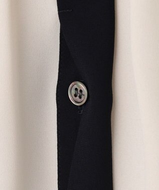 23区 【洗える】バックサテンアムンゼン パールボタン ブラウス ベージュ系