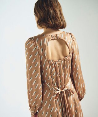 GRACE CONTINENTAL バックシャンリップドレス ベージュ