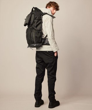 JOSEPH ABBOUD MOUNTAIN 【軽量/ECO撥水/サスティナブル素材/サコッシュが取り外せる】リサイクルリップストップ バックパック 33L ブラック系