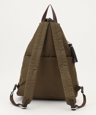 LA BAGAGERIE トライアングルリュックサック カーキ