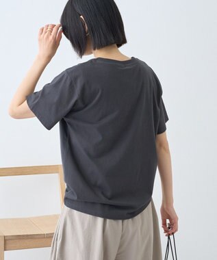 AMERICAN HOLIC フォト&レタリングプリントTシャツ Charcoal Gray