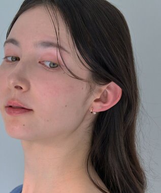 Phoebe 【金属アレルギー対応】【痛くないシリーズ】フラワービジューフロートライトフィットイヤリング　シャンパンゴールド シャンパンゴールド