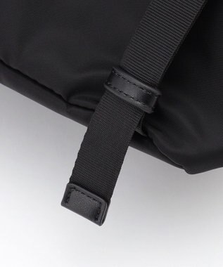 ICB LIMONTA ナイロン フラップ型リュック ブラック系