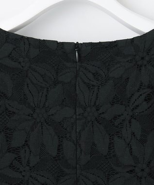 自由区 【洗える】フラワーコードレース ペプラムブラウス ブラック系