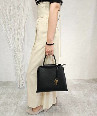 style code 【MERCURYDUO/マーキュリーデュオ】両アオリポケット　ハンドバッグ　キーリングチャーム付き ブラック