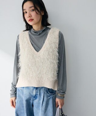 Green Parks ラメ入り毛足ニットベスト Ecru