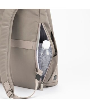 ACE BAGS & LUGGAGE 【軽量】 ace. ルフィラ リュックサック A4 14.0インチPC収納 17911 エース グレージュ