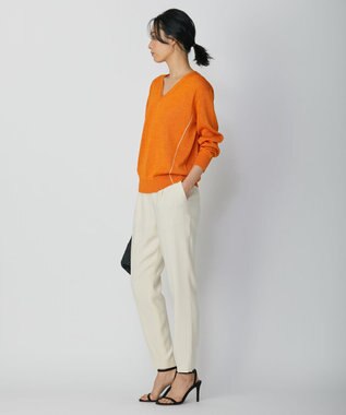 ICB 【人気のため新色追加・洗える】Naiaバックサテン テーパードパンツ エクリュ系