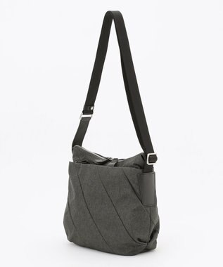 Y'SACCS ストリームラインショルダー ダークグレー