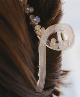 Tiaclasse フラワーモチーフクリアバンスクリップ ベージュ