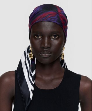 JOSEPH ラージシルクスカーフ Layla Cherry Violet