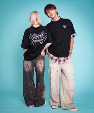 WEGO 【ユニセックス着用ITEM/MLサイズ展開】ラメグラフィックT（SS） ブラック