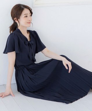 Tiaclasse 【洗える】リボンタイプリーツワンピース ネイビー