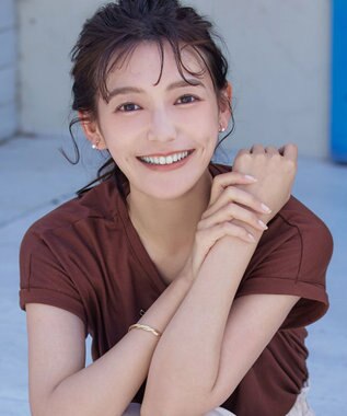 Tiaclasse ツイストバングル ゴールド