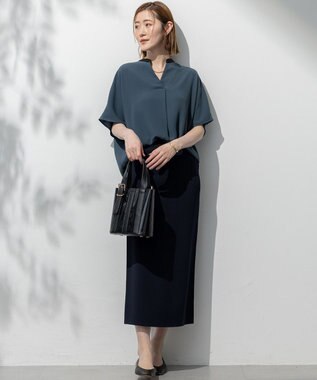 23区 L 【吸水速乾/UVカット/接触冷感】ストレッチジョーゼット バンドカラー カットソー ダークグリーン×ブラック