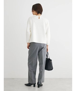 Green Parks パール付ポンチカットプルオーバー Off White