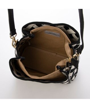 UNBILLION カシュカシュ cachecache / 柄アソートジャガード三つ口ショルダーバッグ ブラックミックス