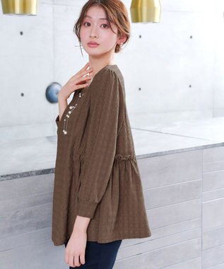 Tiaclasse L ダイヤ柄ジャガードパフスリチュニック ブラウン