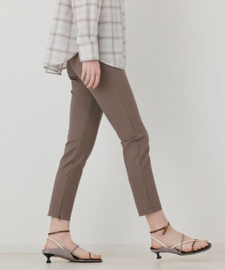 GRACE CONTINENTAL ポンチスリムパンツ カーキ