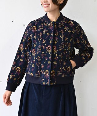 muuc 〈遠州織物の工場で織られた上質なコットンコーデュロイ生地〉裏地有り リブ袖 ショート丈 花刺繍ブルゾン（セットアップ可能） ネイビー